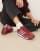 Thumbnail 1 van 5