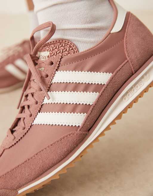 【adidas】SL 72 OG スニーカー BROWN (送料関税込) adidas SL 72 OG Shoes - Brown | Free Shipping with adiClub