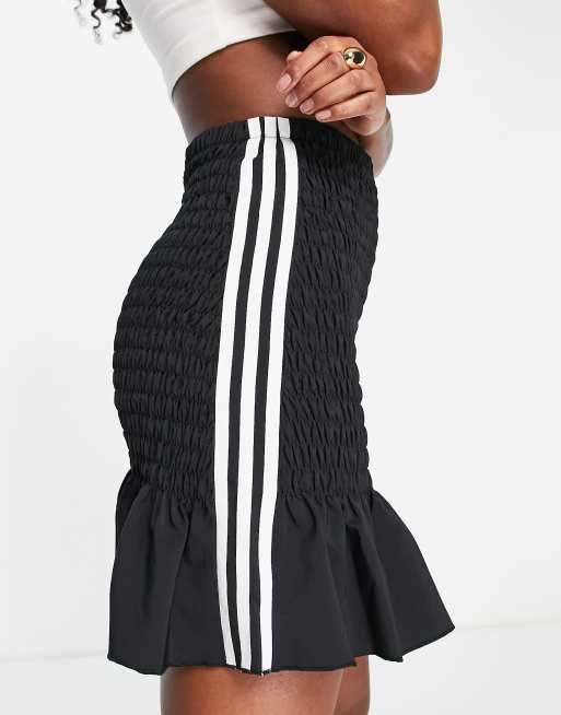 adidas originals smocked skirt 在庫僅少 adidas Originals smocked skirt in black | ASOS