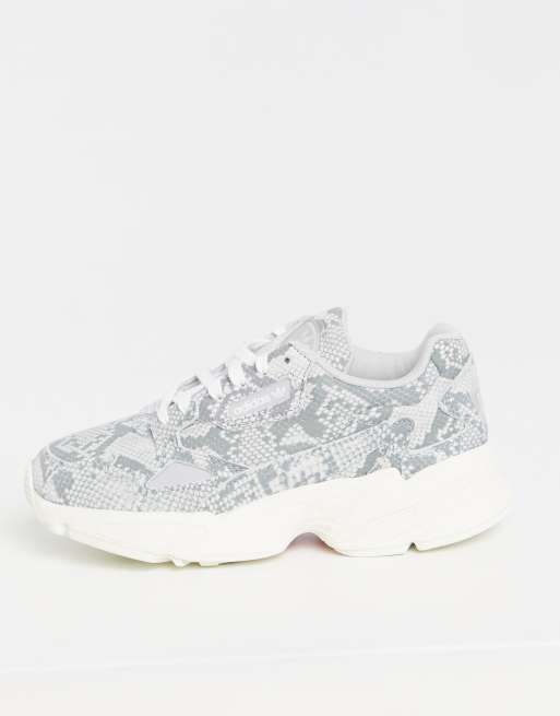 Adidas on sale falcon serpiente