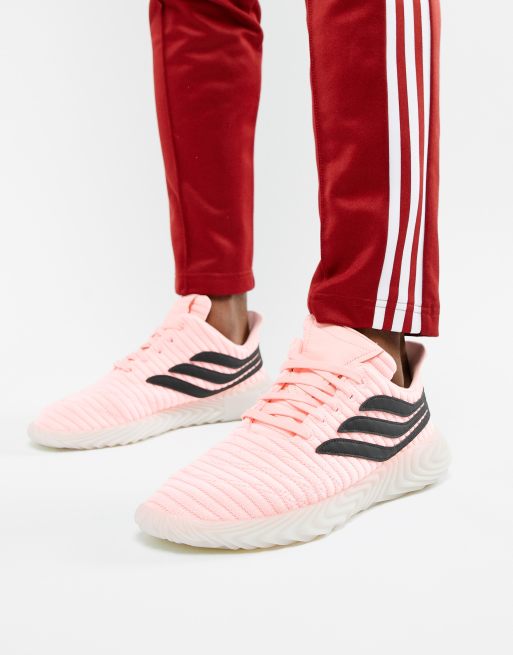 adidas Originals Sobakov Rosa trÃ¤ningsskor BB7619 | ASOS