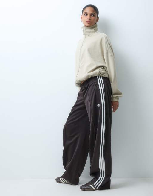adidas Originals soft touch zip up funnel jacket in light khaki, 2 of 4