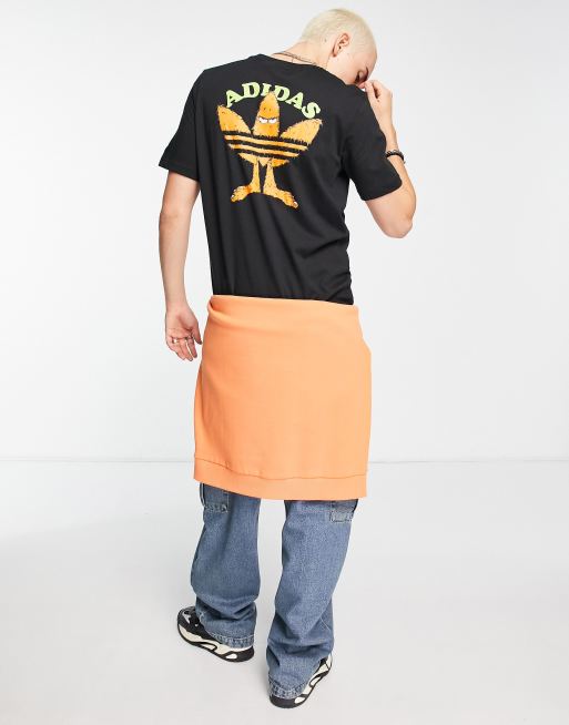 adidas Originals - Sort t-shirt med stort trekløver-logoprint på ryggen
