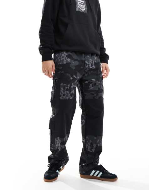 adidas Originals - Sorte cargobukser med camouflagedetaljer - view 1