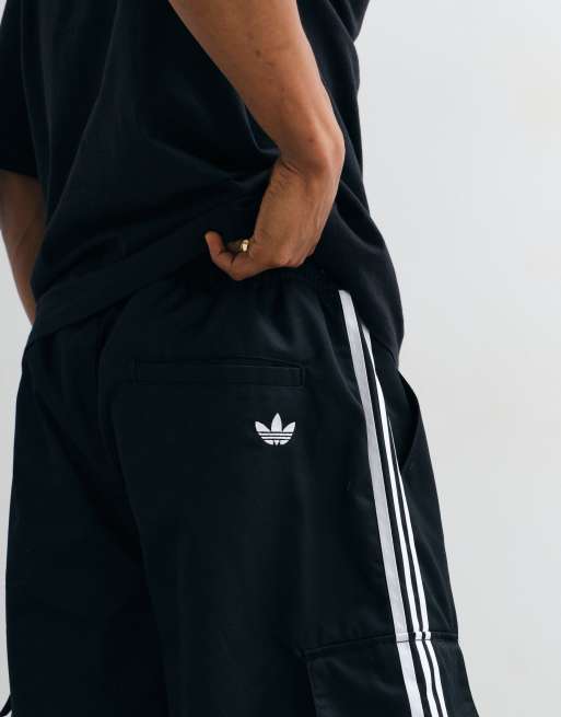 adidas Originals - Sorte cargoshorts i twill, 4 af 5