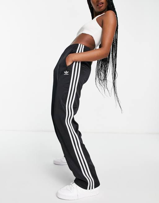 adidas Originals - Sorte træningsbukser med overfladeglans