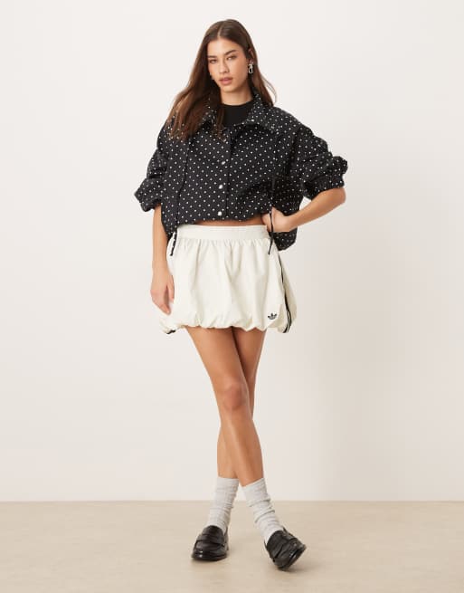 adidas Originals – Spódnica o balonowym kroju w kolorze złamanej bieli