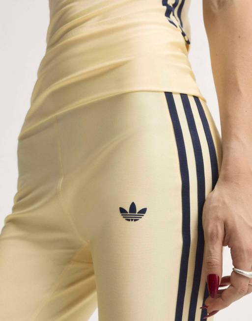 adidas Originals Sport Superstar Leggings in voller Länge in Warm Vanilla, 3 von 5
