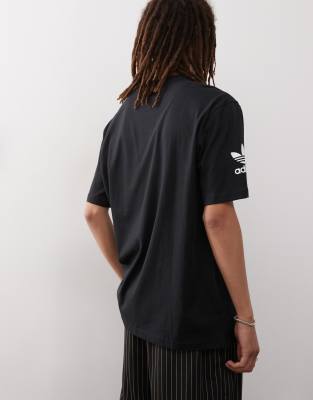 adidas Originals Sport unisex 90s soccer T-shirt in black | ASOS
