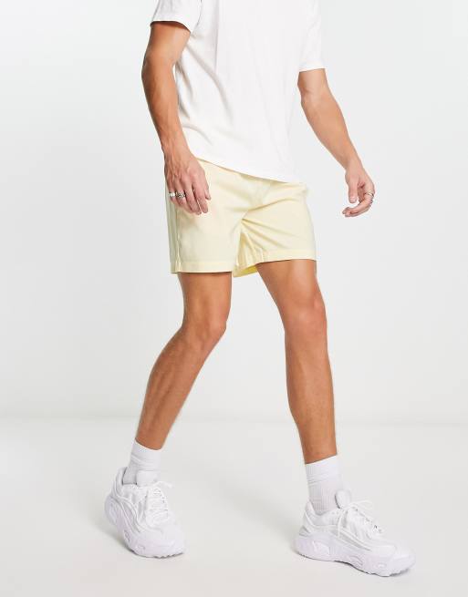 Short hot sale chino adidas