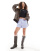 Thumbnail 1 van 5