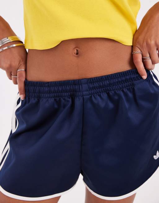 adidas Originals Sprinter-Shorts mit drei Streifen in Marineblau, 3 von 5