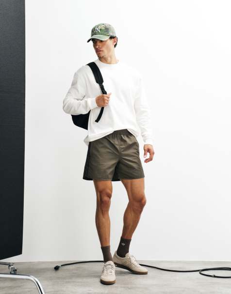 adidas Originals - Sprintershort met 3-Stripes in kaki - view 1