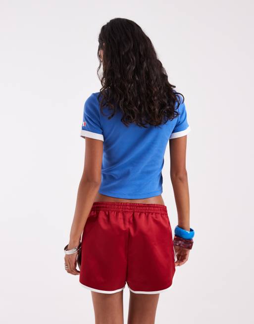 adidas Originals – Sprintershorts in Rot mit drei Streifen, 2 von 5