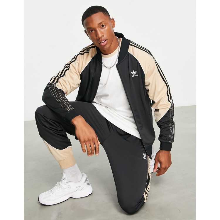 ongerustheid Buitenlander Vulkanisch adidas Originals SPRT track top in black and beige with contrast arms | ASOS