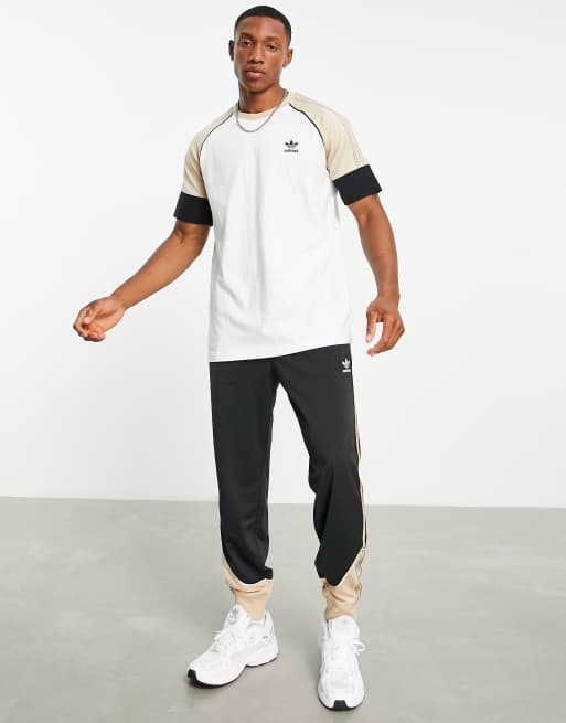 adidas Originals SPRT US T Shirt in WeiB mit Raglanarmeln und Dreiblattlogo ASOS