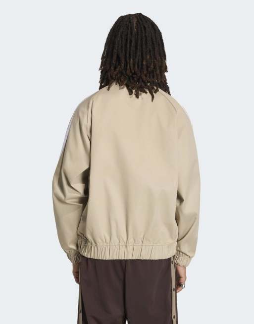 adidas Originals – SST Adicolor Classics – Trainingsjacke aus Baumwoll-Twill in Khaki Three, 2 von 5