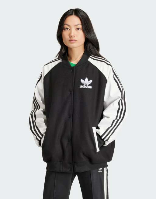 adidas Originals SST College Jacke in Schwarz WeiB mit Oversize Passform