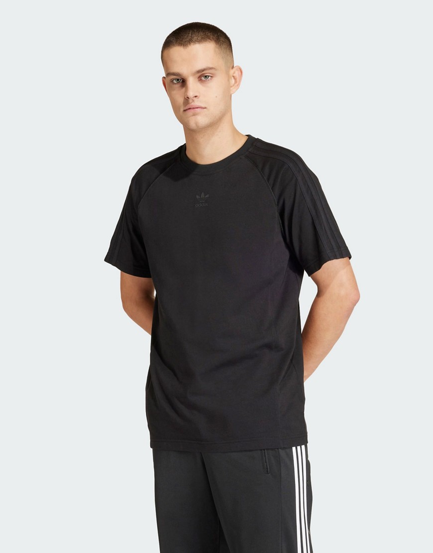 adidas Originals SST T-shirt in Black