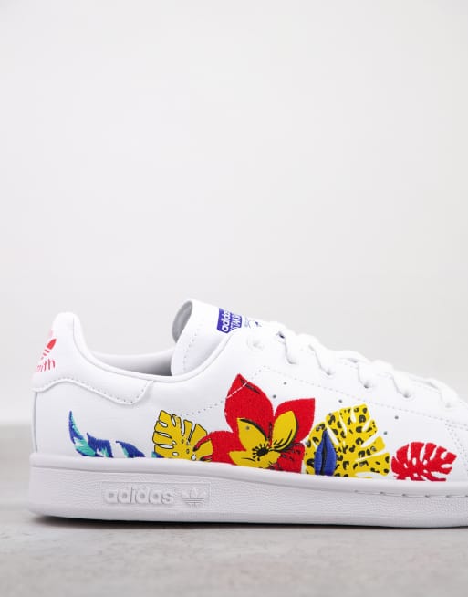 Stan smith cheap blanche et fleurs