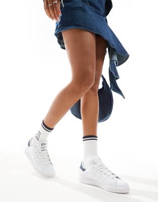 stan smith femme bleu marine 39