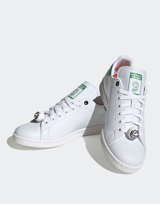 Stan smith blanc et noir deals