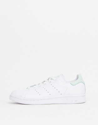 stan smith blanche et verte