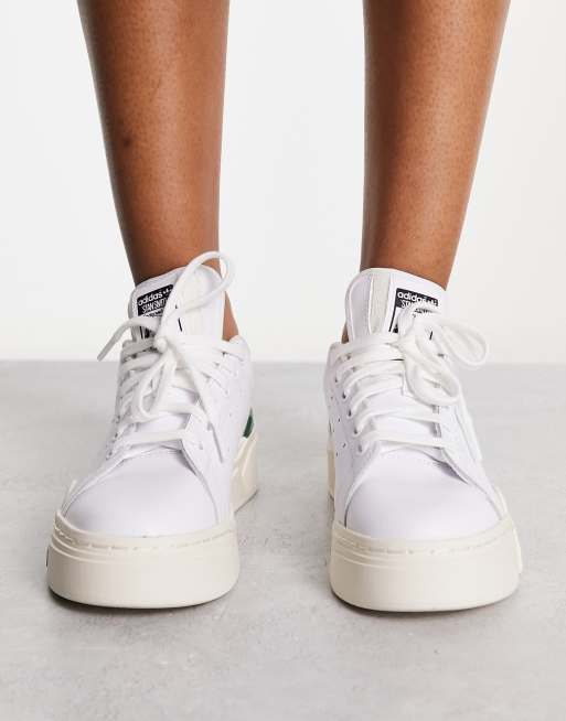 adidas Originals Stan Smith Bonega 2B platform sneakers in white and red |  ASOS