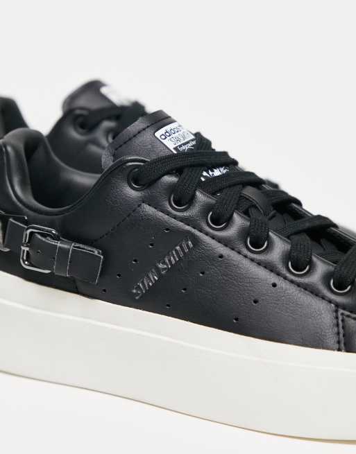 Stan smith clearance black white gold