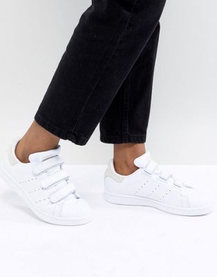 adidas Originals Stan Smith Comfort Sneakers In White And Gray | ASOS