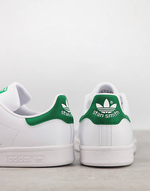 adidas Stan Smith leather sneakers in white with green tab | ASOS