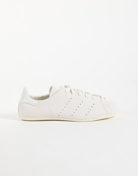 adidas Originals Stan Smith lo pro trainers in white - view 1