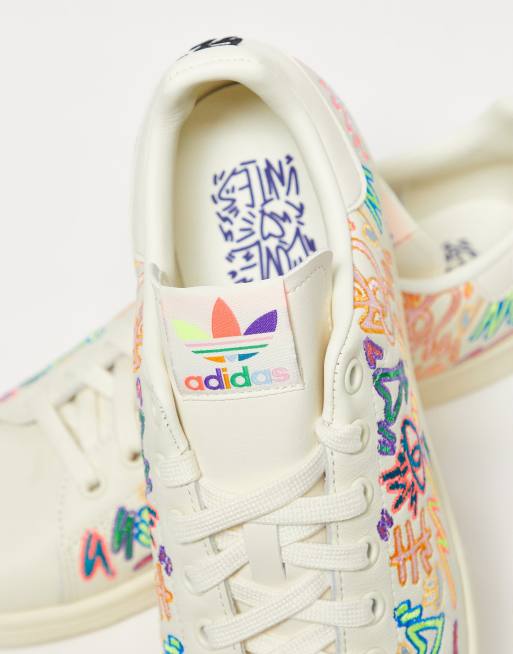 Stan Smith Pride Sneakers