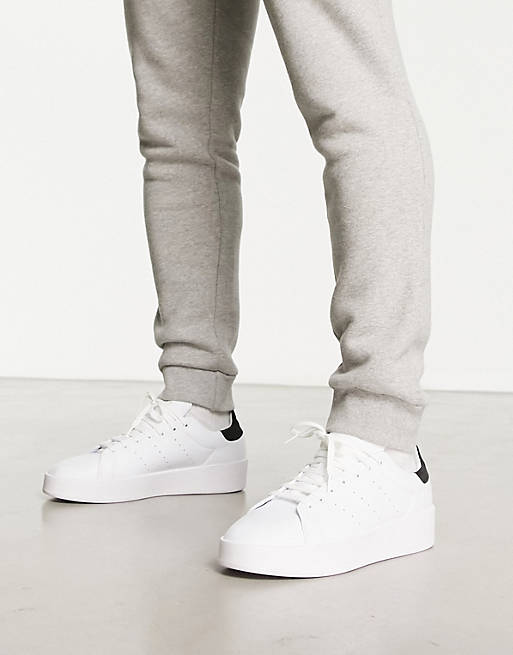 adidas Originals Stan Smith Relasted sneakers in white | ASOS