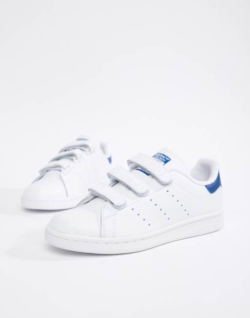 adidas Originals Stan Smith – Sneaker in Weiß und Blau mit Klettverschluss | ASOS