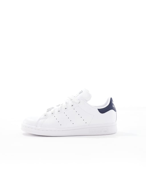 adidas Originals – Stan Smith – Sneaker in Weiß und Blau, 2 von 5