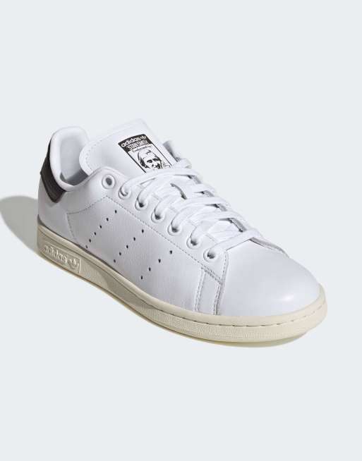 adidas Originals Stan Smith Sneaker in Weiß und Schwarz, 2 von 4