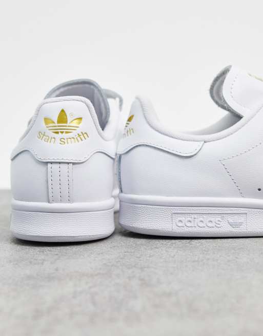 adidas Originals Stan Smith Sneaker mit Riemen in WeiB ASOS