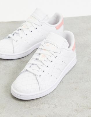 adidas Originals - Stan Smith - Sneakers bianche e rosa | ASOS