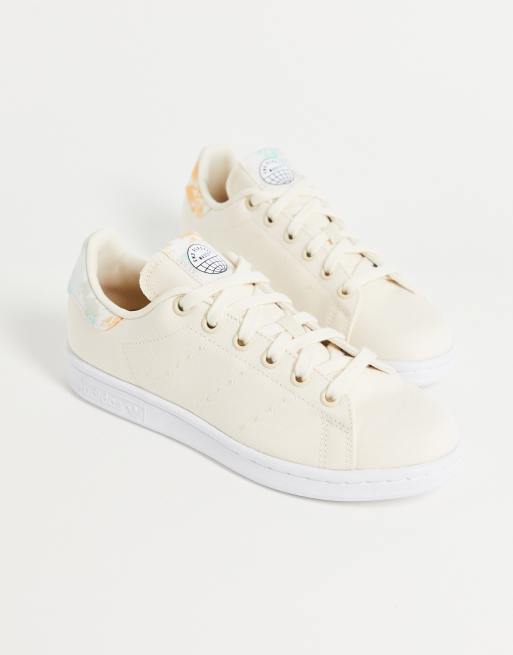 adidas Originals Stan Smith sneakers in beige