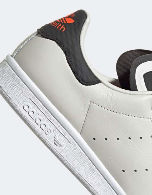 Stan smith leer online