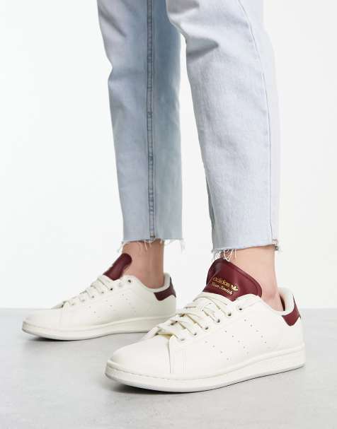 adidas Originals Stan Smith sneakers in off white with burgundy heel tab - view 1