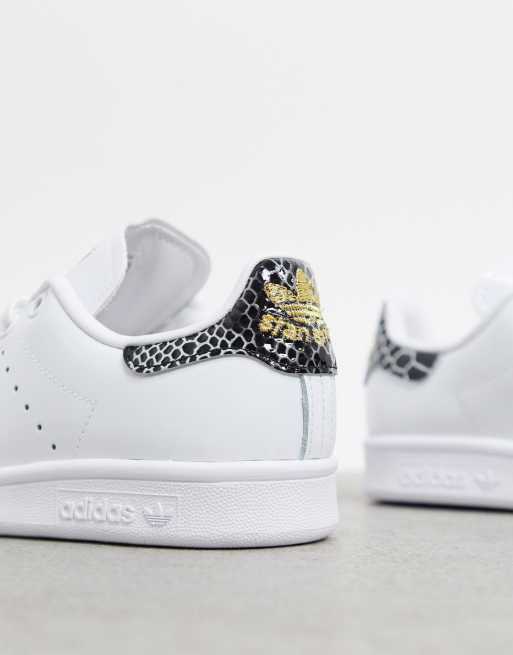 adidas Originals Stan Smith sneakers in white and animal print | ASOS