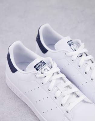 adidas Originals Stan Smith sneakers in white and navy - WHITE