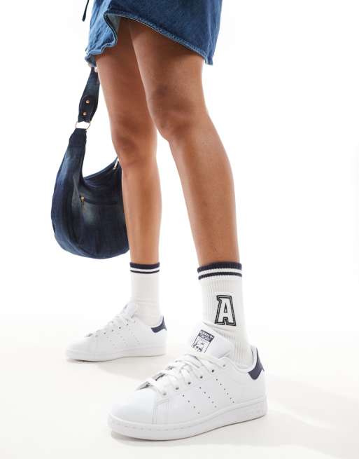 Adidas Originals Stan Smith sneakers in white and navy