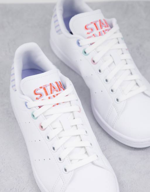 Adidas color clearance shift