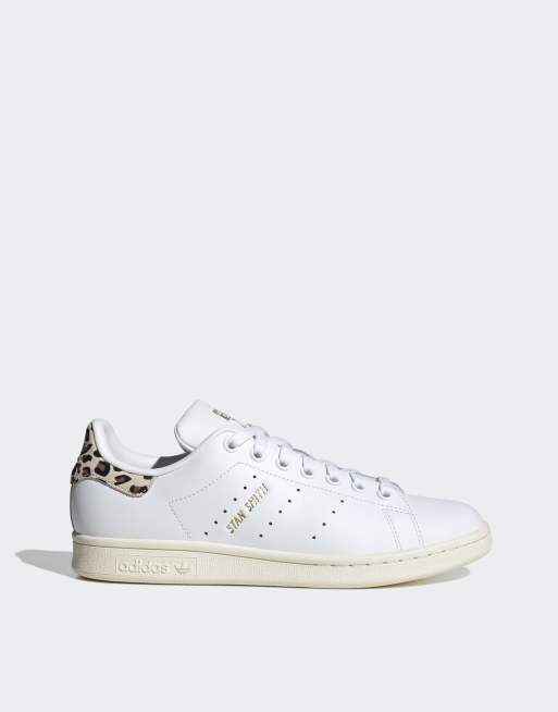 adidas Originals - Stan Smith - Sneakers in wit en luipaardprint
