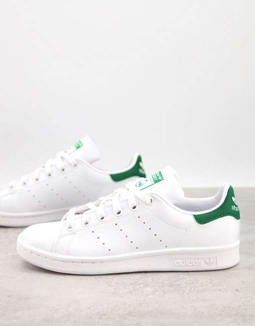 adidas Originals Stan Smith  trainers in white and green