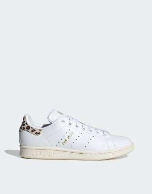 adidas Originals Stan Smith trainers in white and leopard