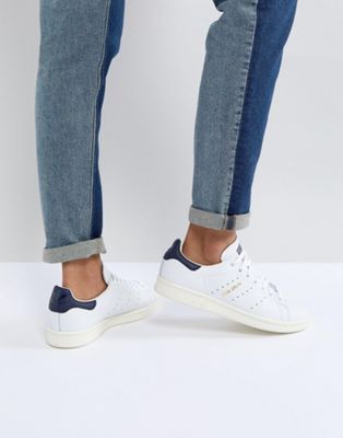 adidas originals stan smith cf sneakers in white and navy